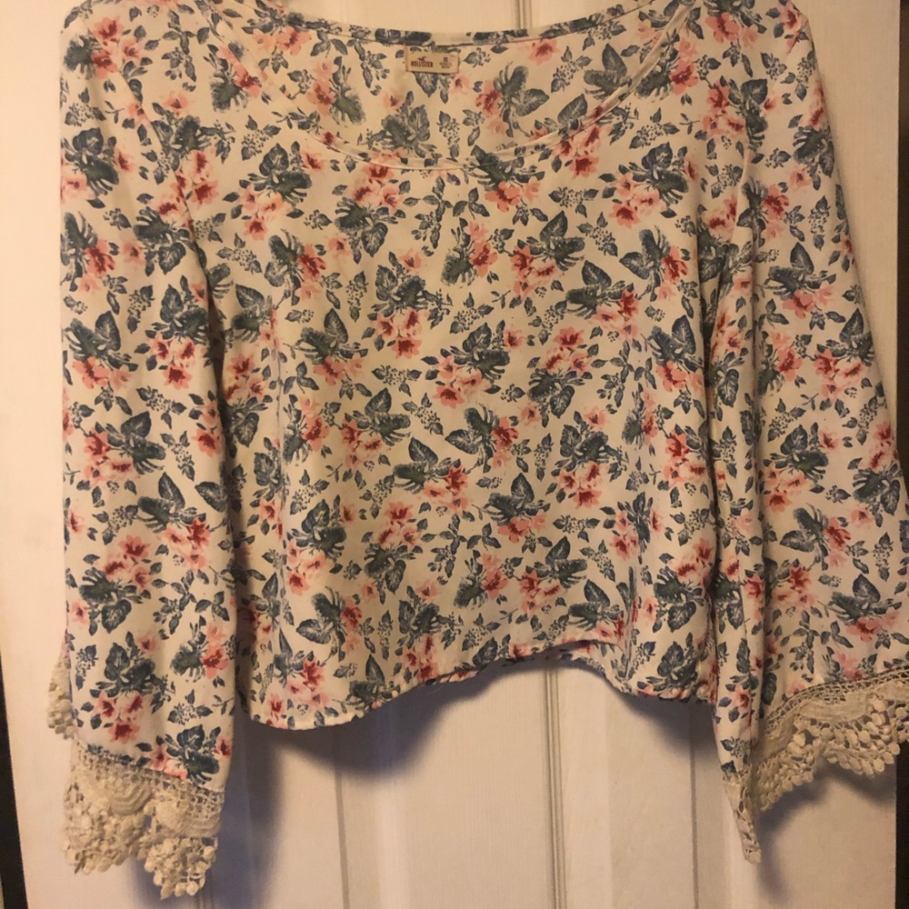 Hollister shirt